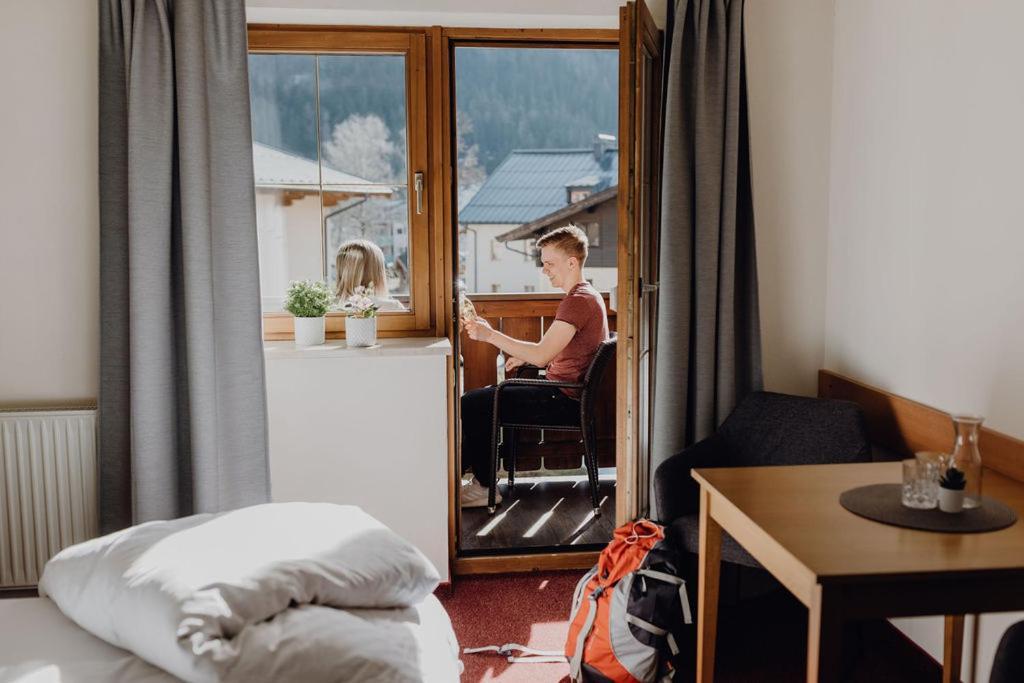 Dorfcafe Unken Hotelpension Swirtshaus Im Dorf Eksteriør billede