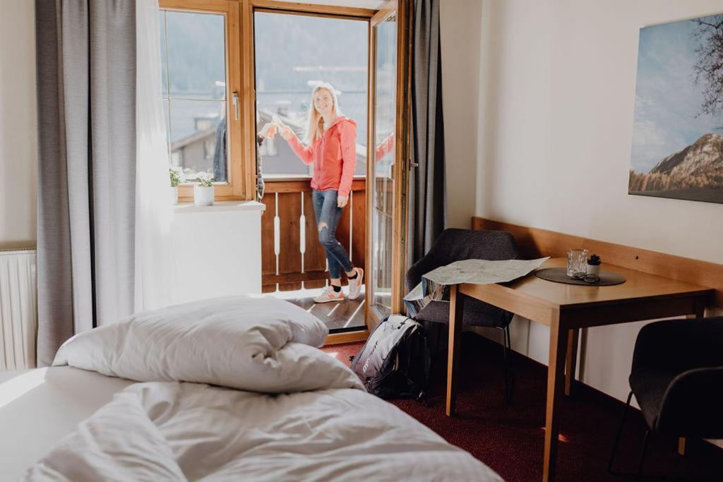 Dorfcafe Unken Hotelpension Swirtshaus Im Dorf Eksteriør billede