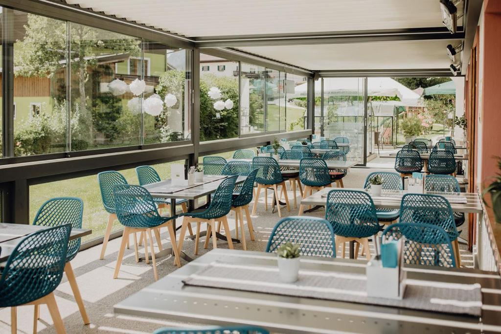 Dorfcafe Unken Hotelpension Swirtshaus Im Dorf Eksteriør billede