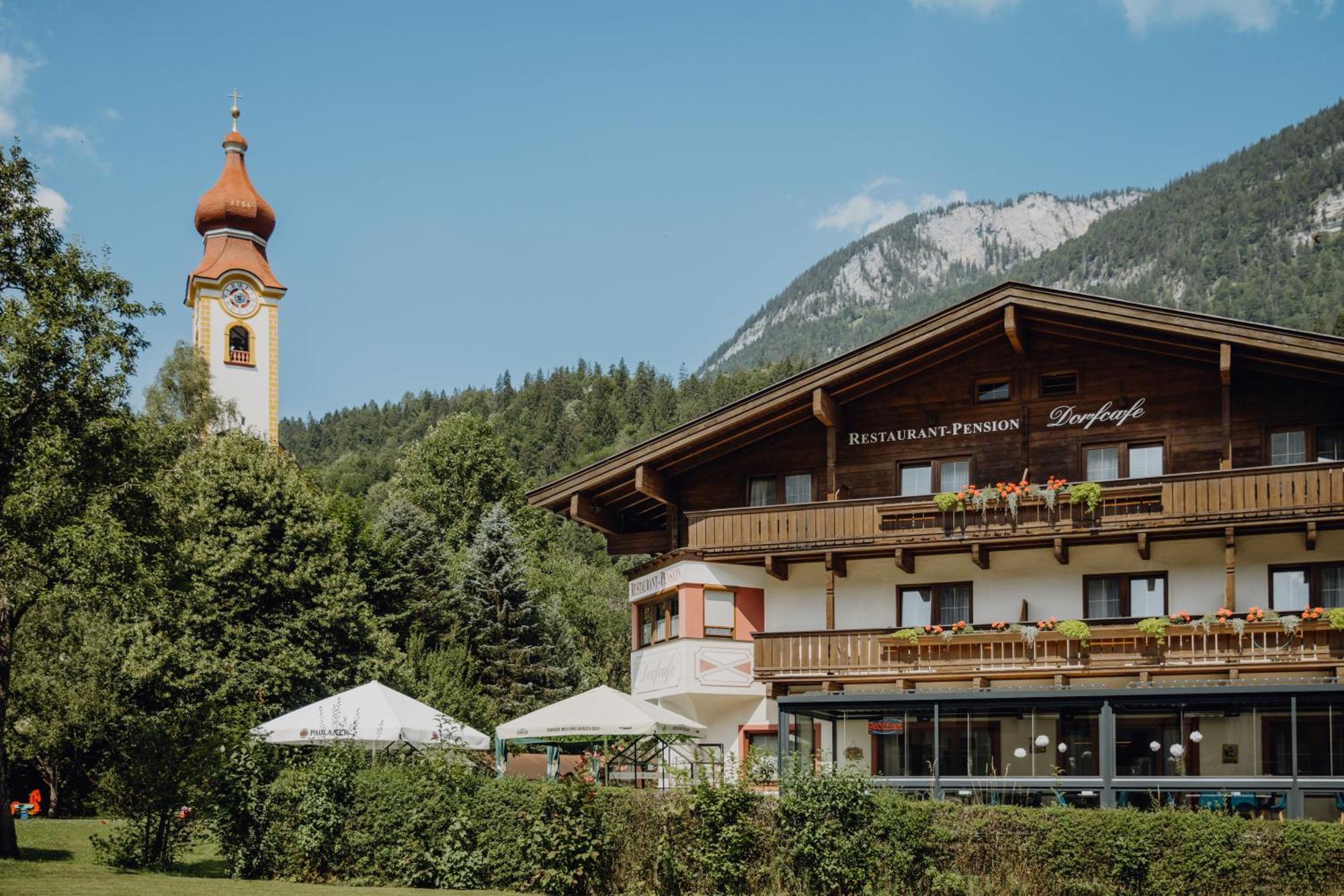 Dorfcafe Unken Hotelpension Swirtshaus Im Dorf Eksteriør billede
